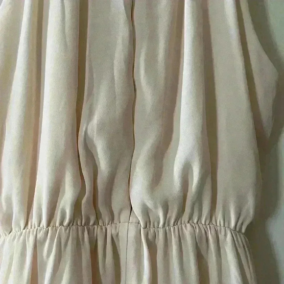 Forever 21 Ivory Dress, Lined, Women’s Size Small Open Back - Picture 10 of 13